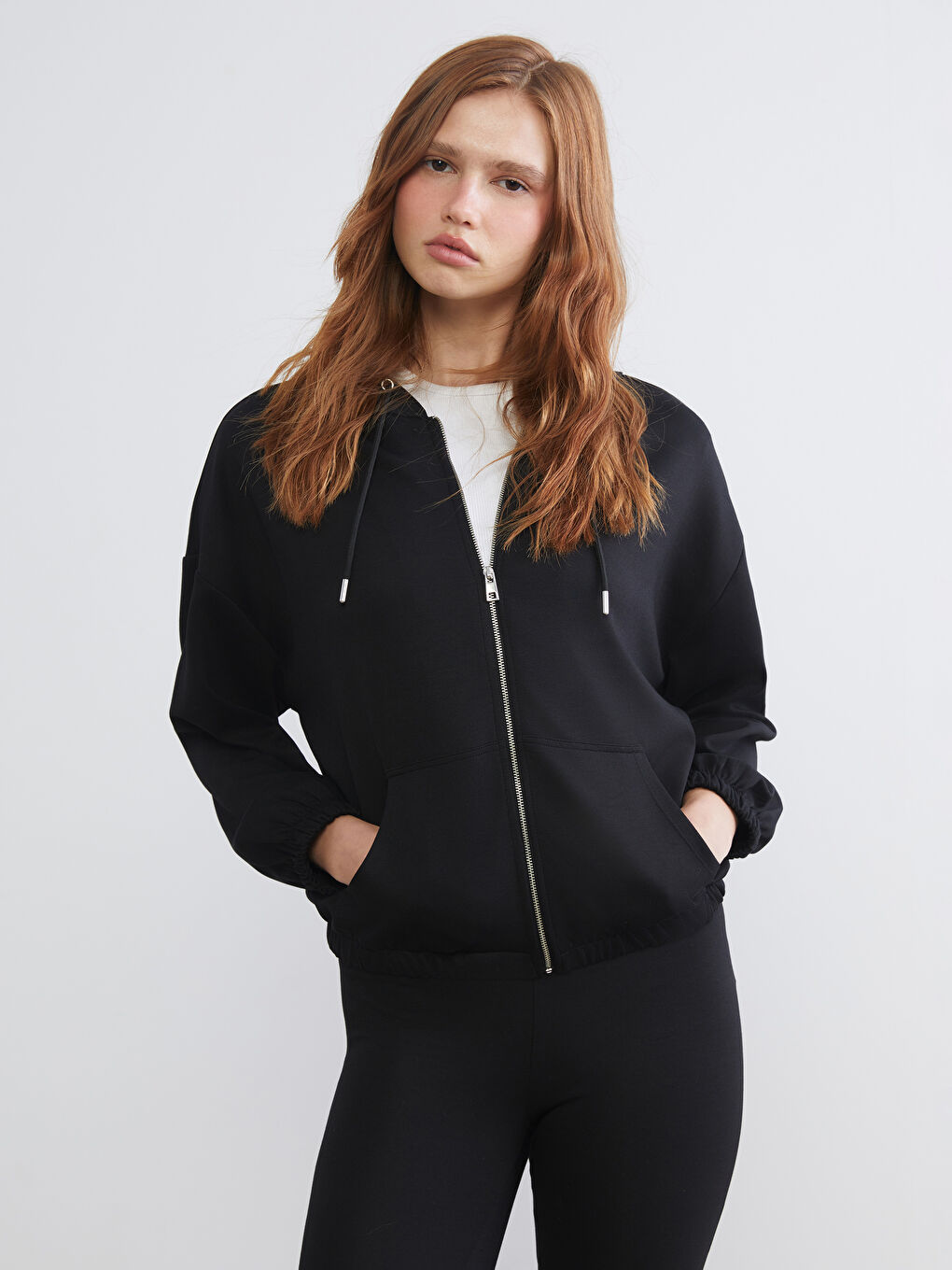 Siyah Kapüşonlu Oversize Kadın Fermuarlı Sweatshirt