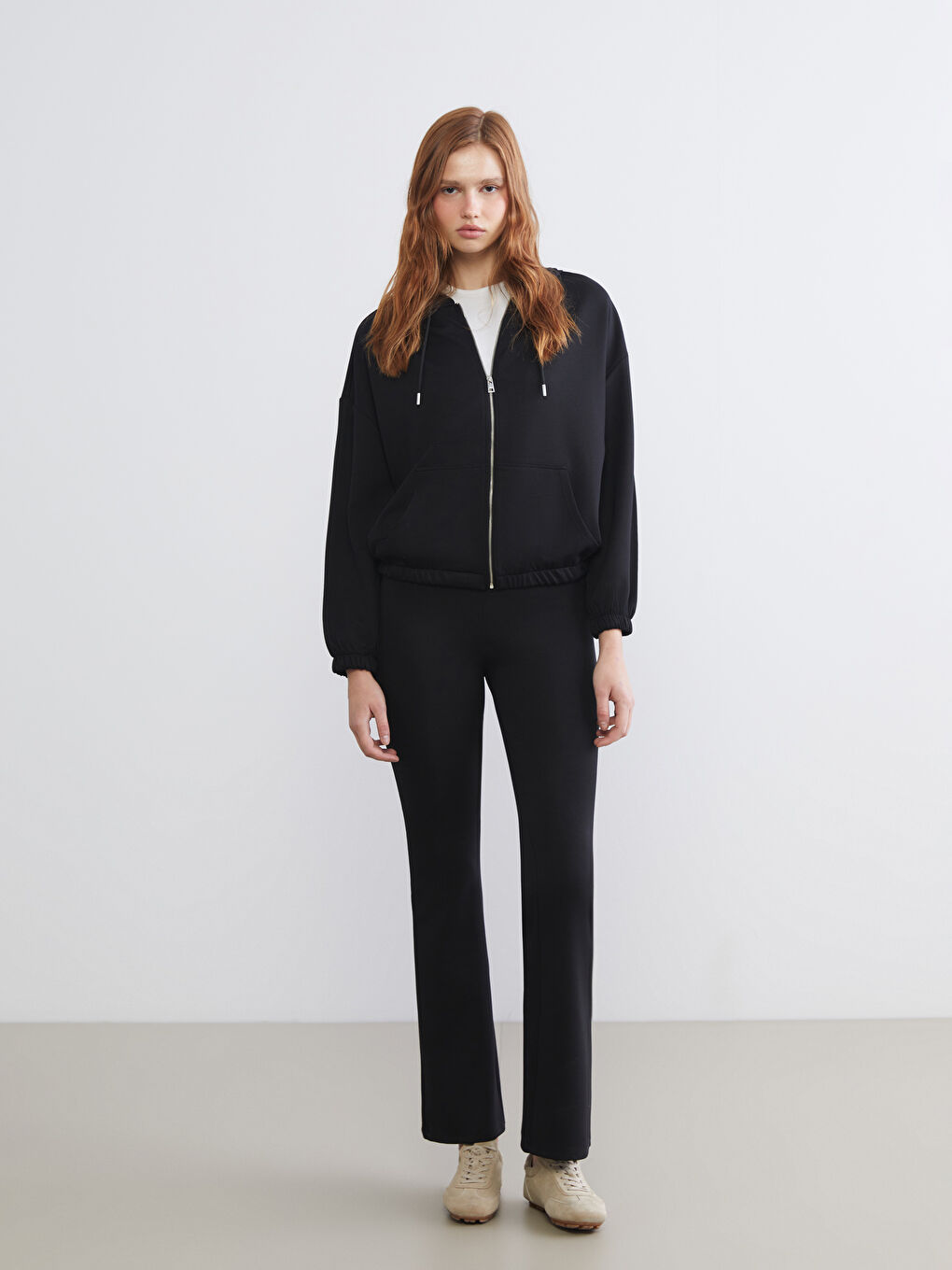 Siyah Kapüşonlu Oversize Kadın Fermuarlı Sweatshirt-1