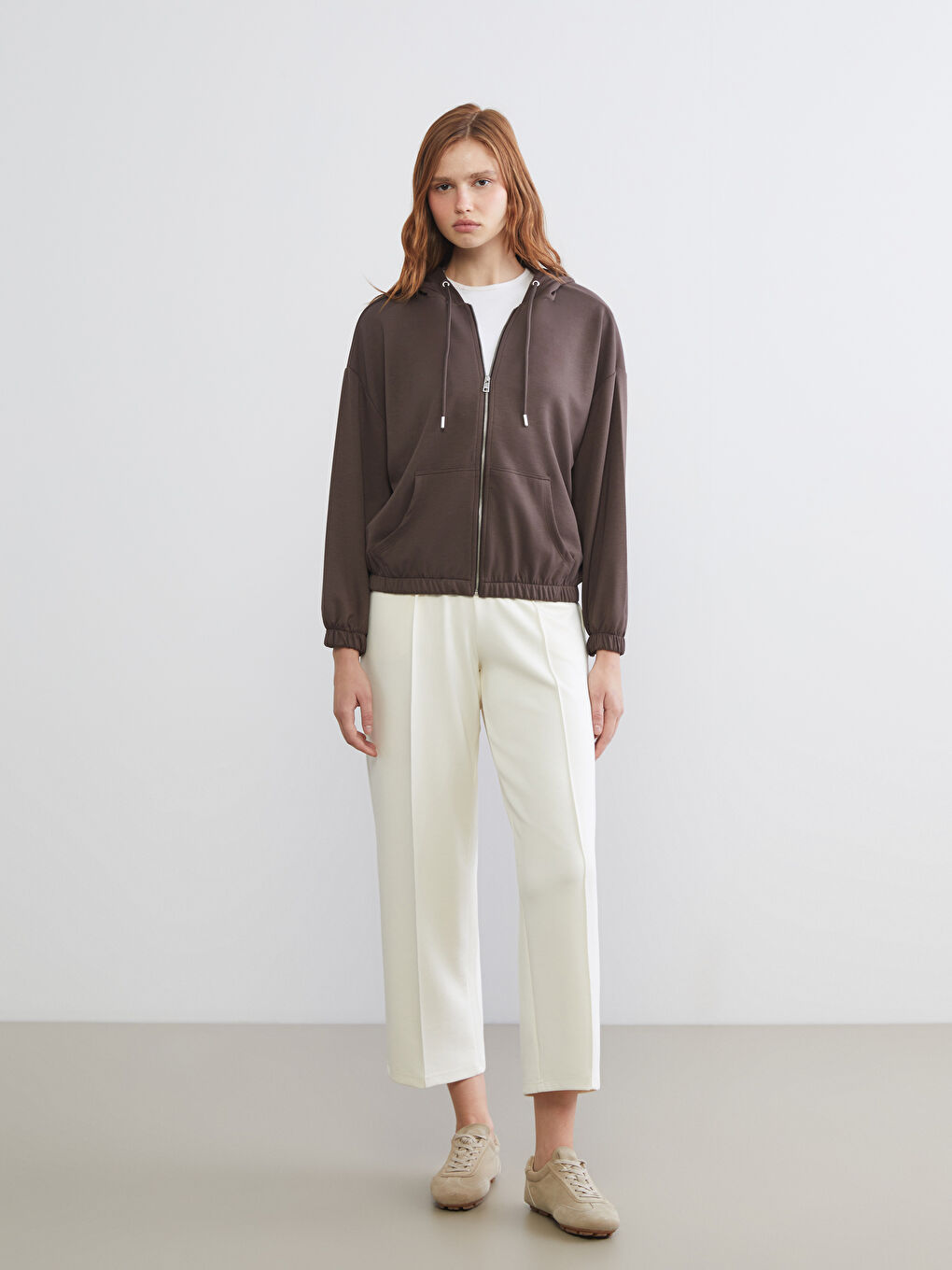 Kahverengi Kapüşonlu Oversize Kadın Fermuarlı Sweatshirt-1