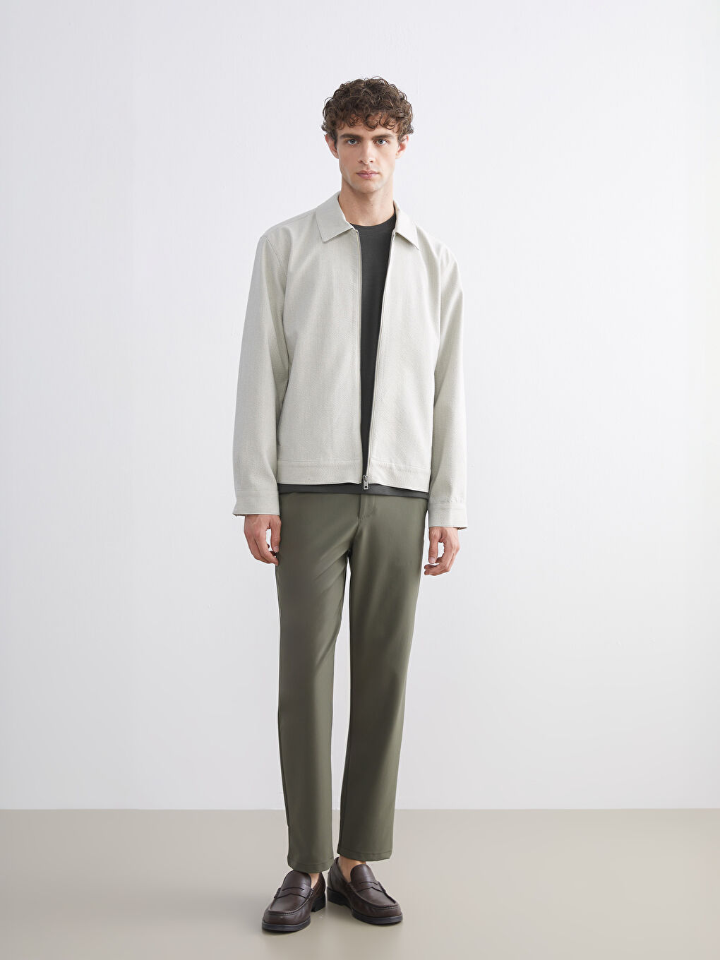 Bej Standart Kalıp Gömlek Yaka Erkek Mont-4