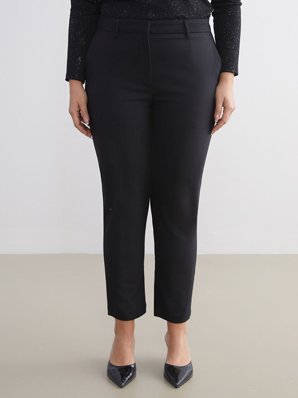 Siyah Dar Fit Kadın Pantolon-5