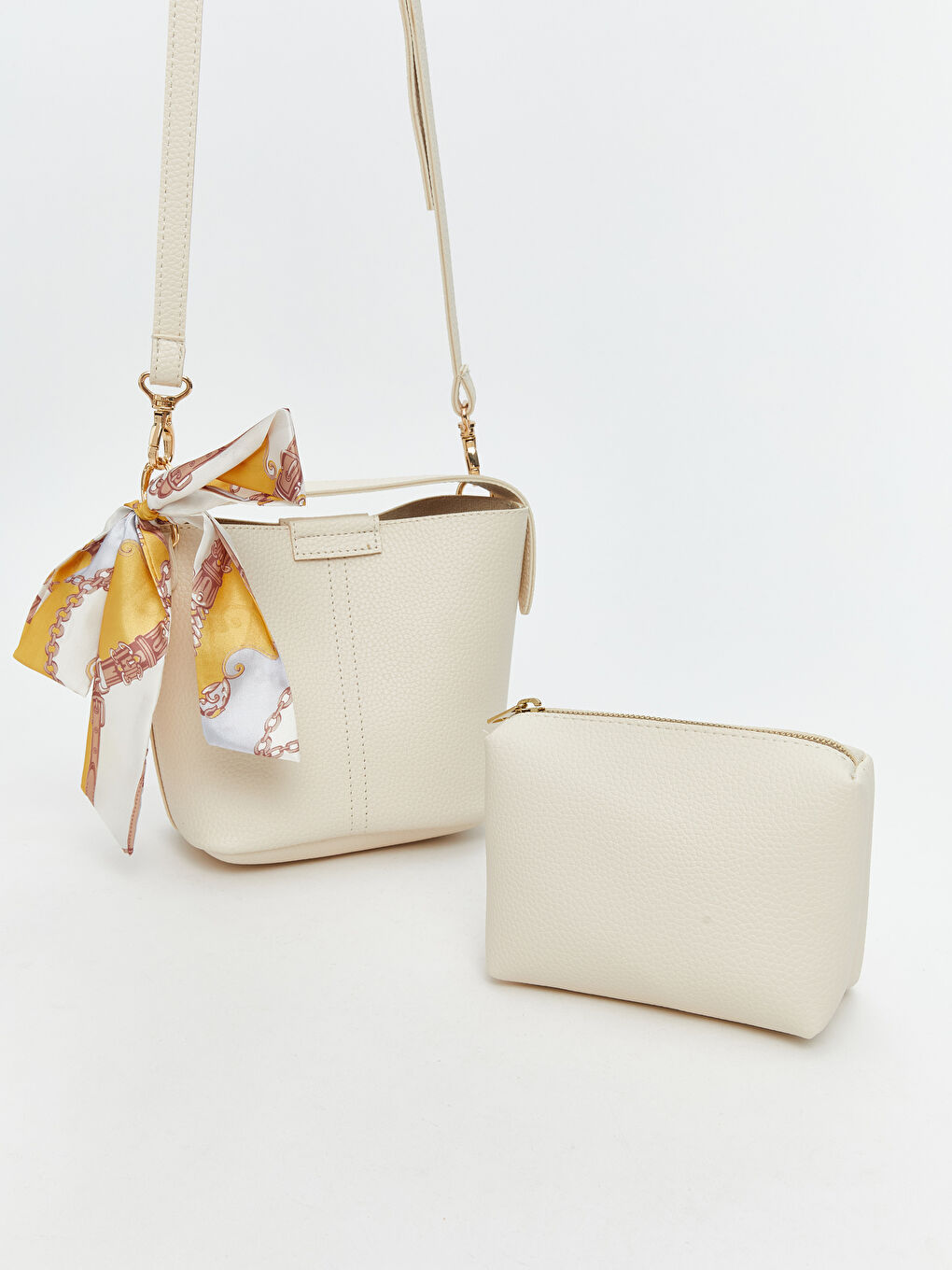 Bej Deri Görünümlü Kadın Omuz Çantası-2