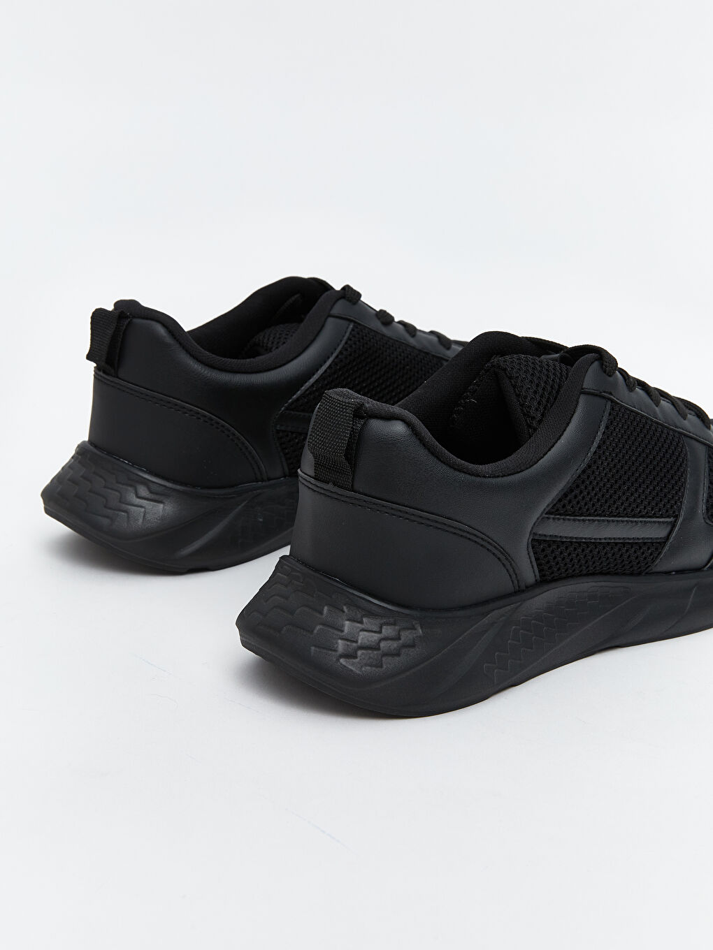 Siyah Bağcıklı Erkek Spor Ayakkabı-4