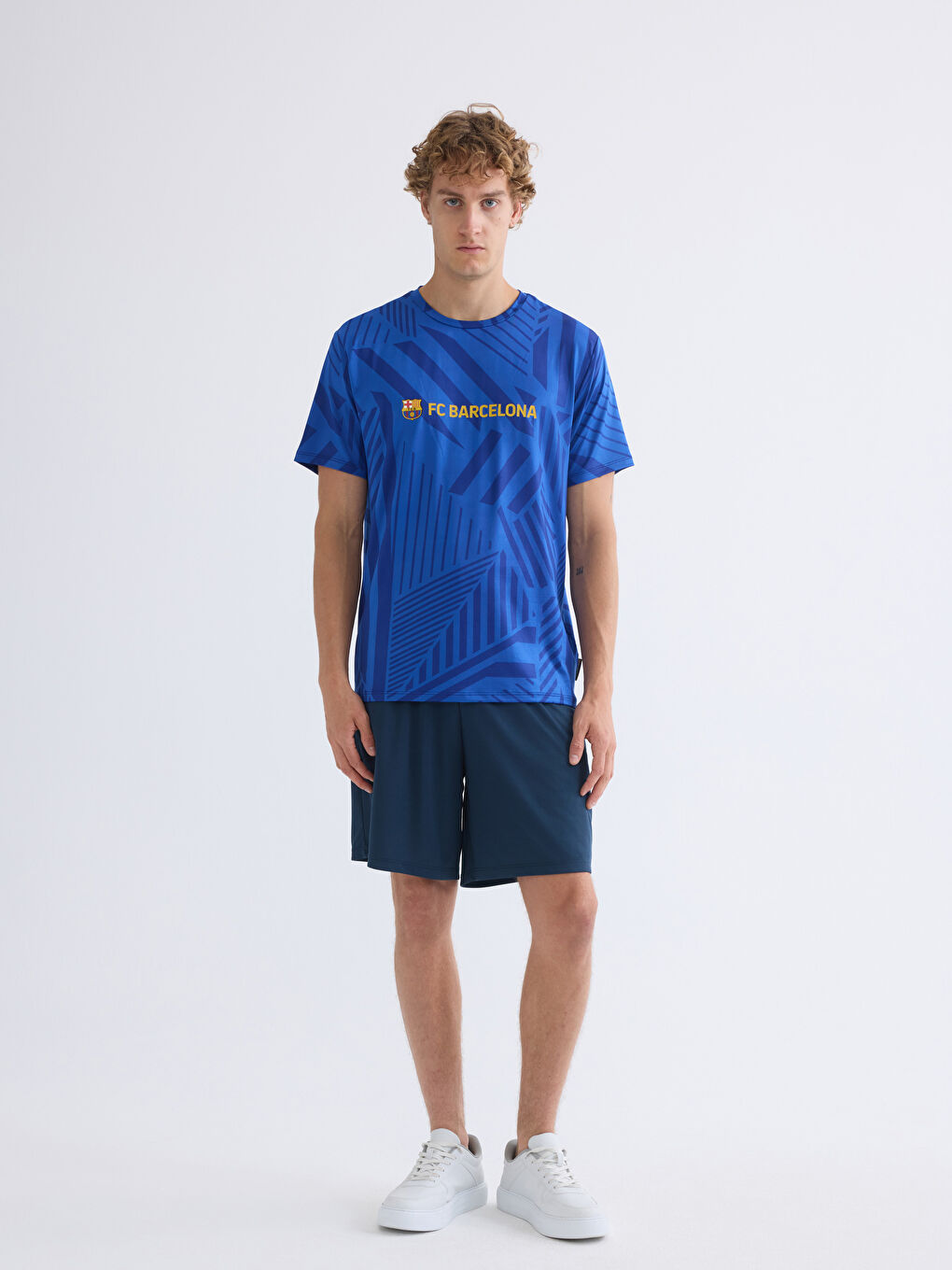Mavi Bisiklet Yaka Kısa Kollu Barcelona Baskılı Erkek Tişört-1