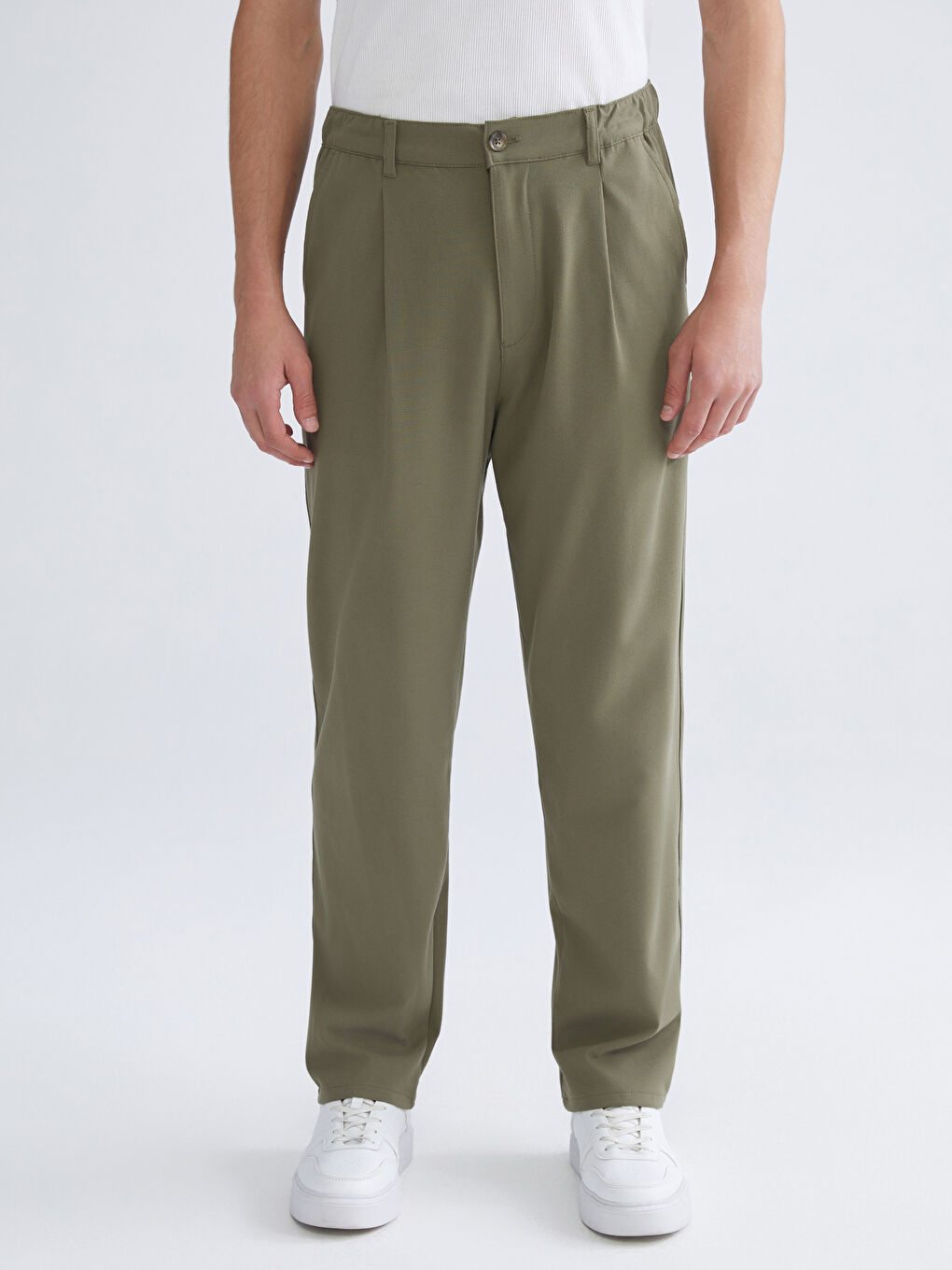Relaxed Fit Men's Trousers-3