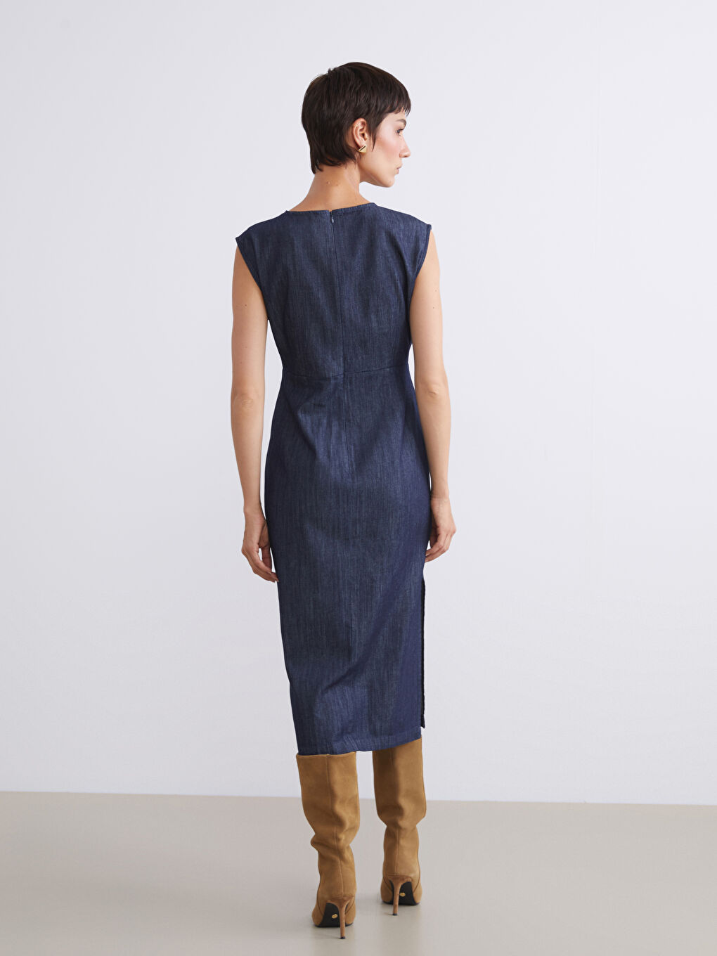 İndigo Metal Aplikeli Büzgülü Jean Elbise-3