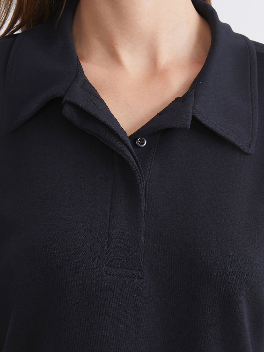 Siyah Polo Yaka Kadın Tişört-2