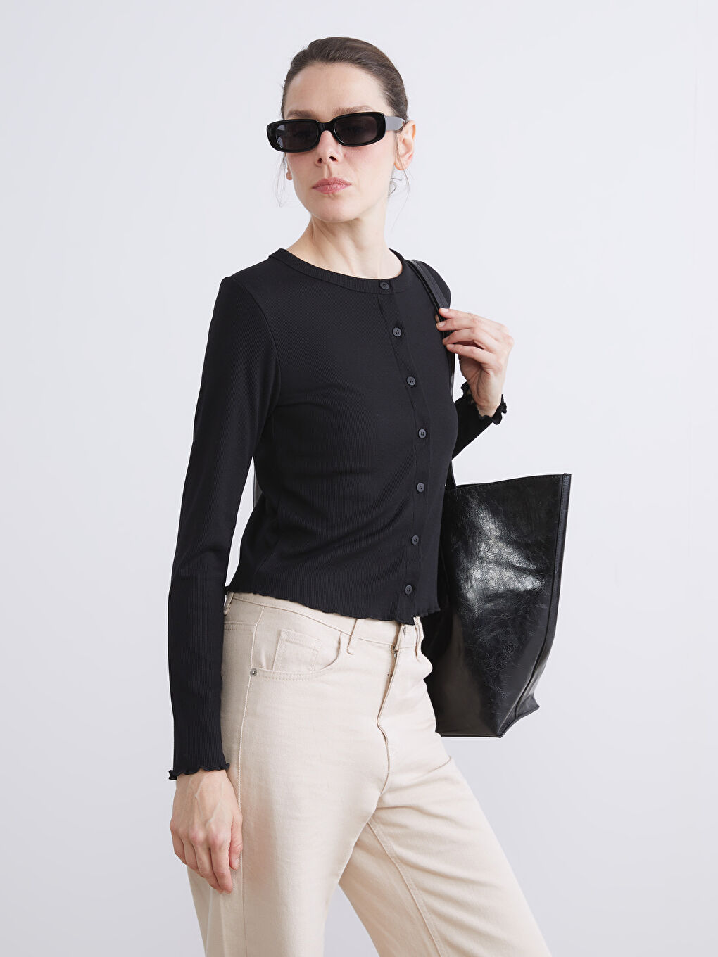 Woman BLACK Cardigan