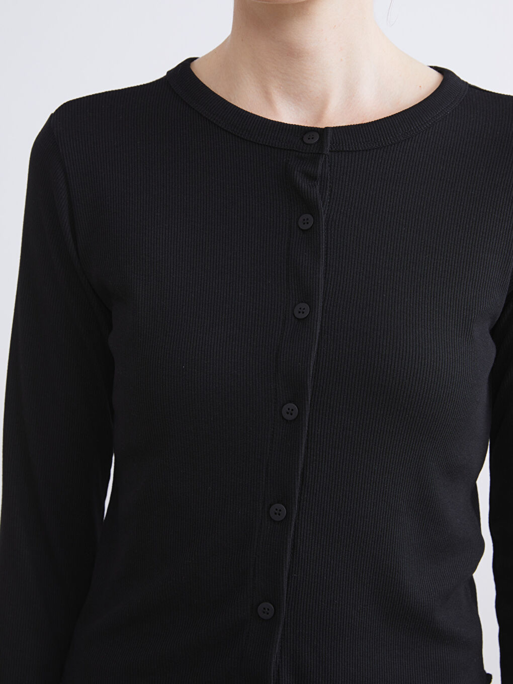 Woman BLACK Cardigan-2