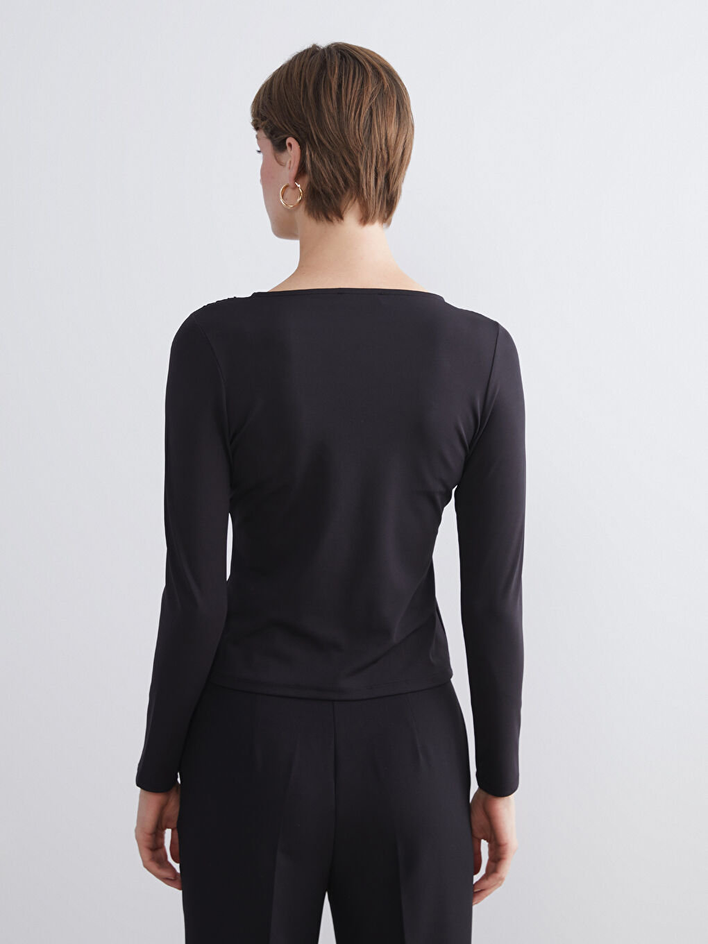 V-Neck Gathered Blouse-3