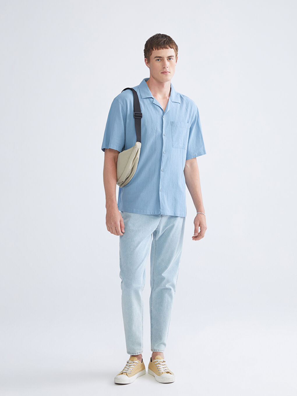 Mavi Regular Fit Resort Yaka Kısa Kollu Erkek Gömlek-1