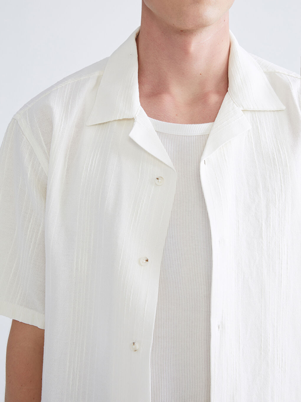 Ekru Regular Fit Resort Yaka Kısa Kollu Erkek Gömlek-2