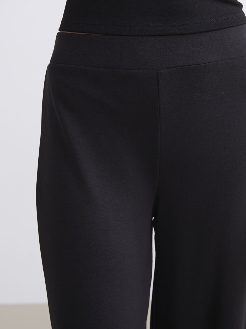 Siyah Beli Lastikli Kadın Eşofman Altı-2