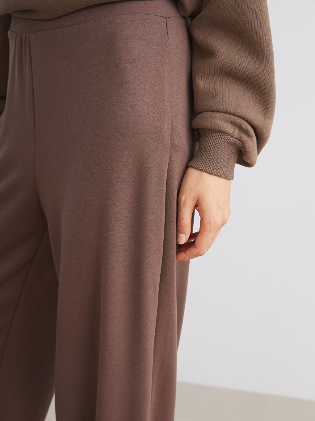 Kahverengi Beli Lastikli Kadın Eşofman Altı-2