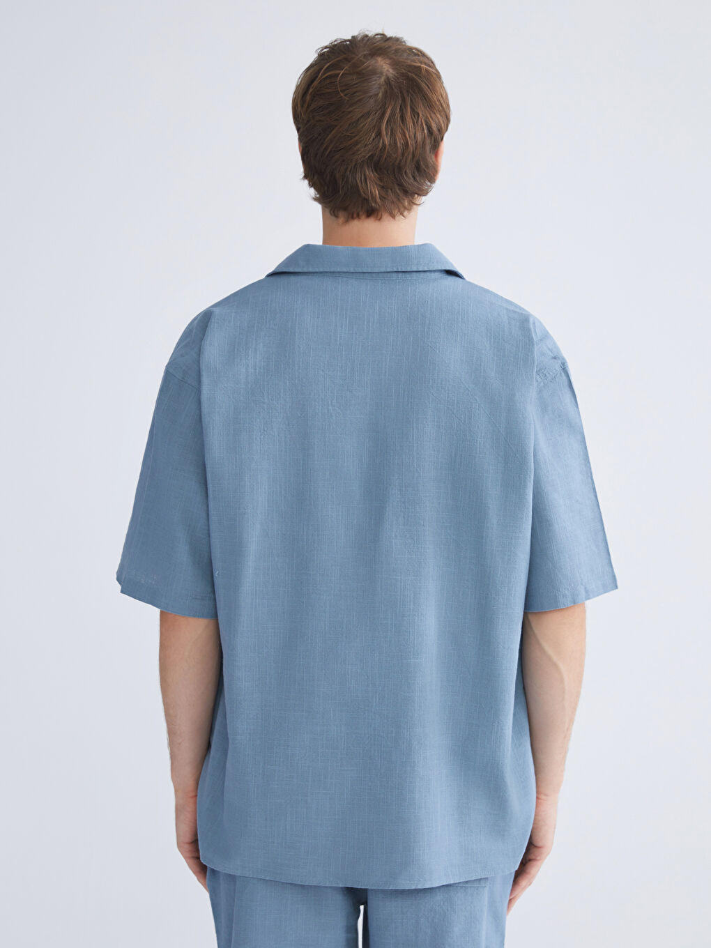İndigo Rahat Kalıp Kısa Kollu Keten Görünümlü Erkek Gömlek-3