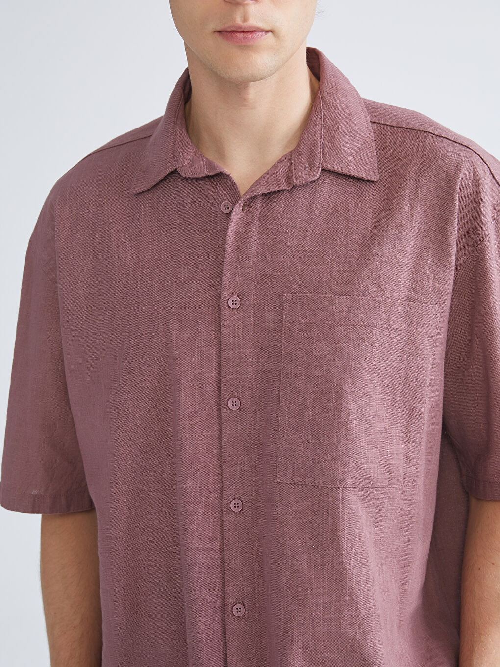 Pembe Rahat Kalıp Kısa Kollu Keten Görünümlü Erkek Gömlek-2