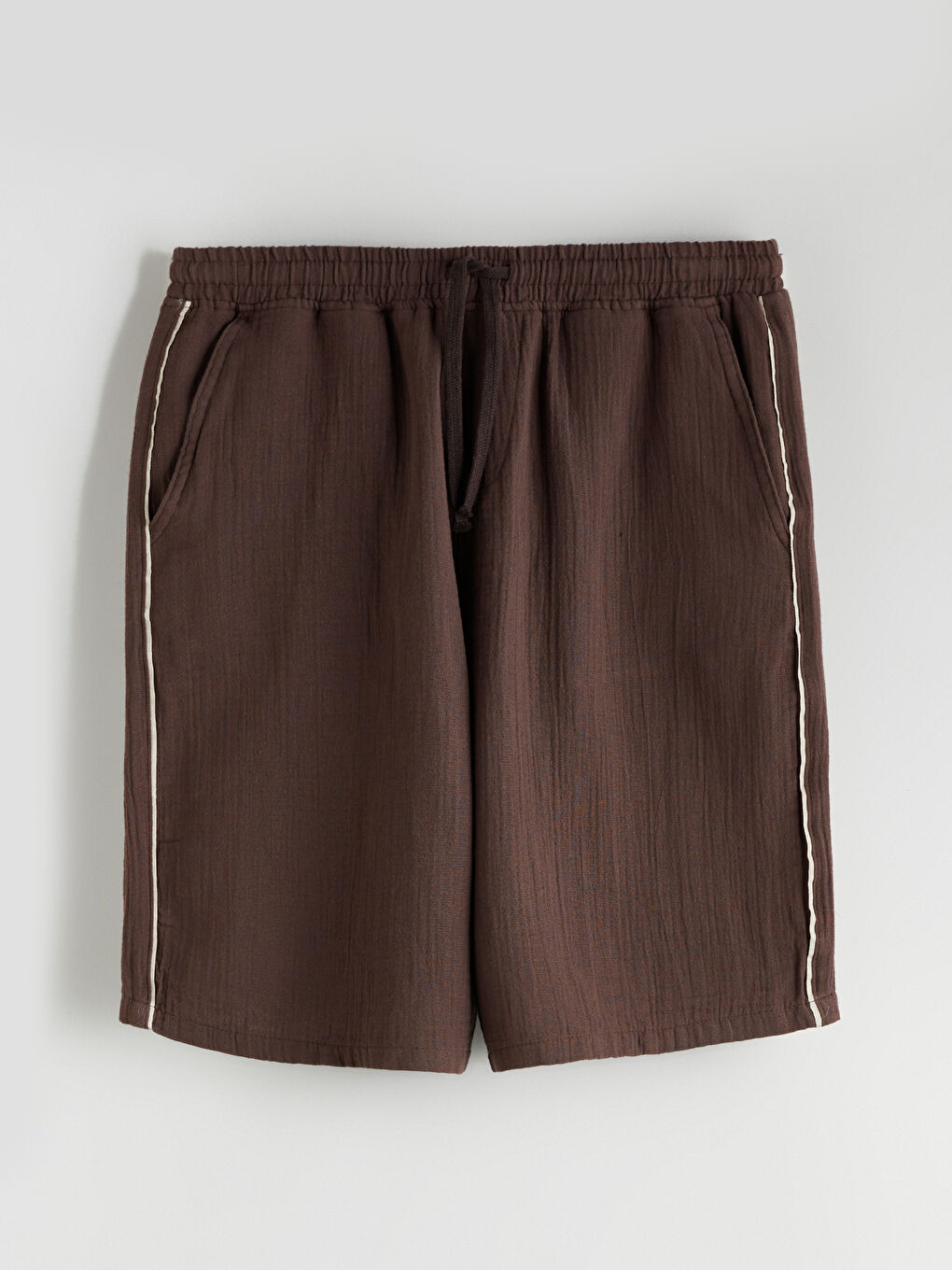 Kahverengi Rahat Kalıp Keten Görünümlü Erkek Şort-4