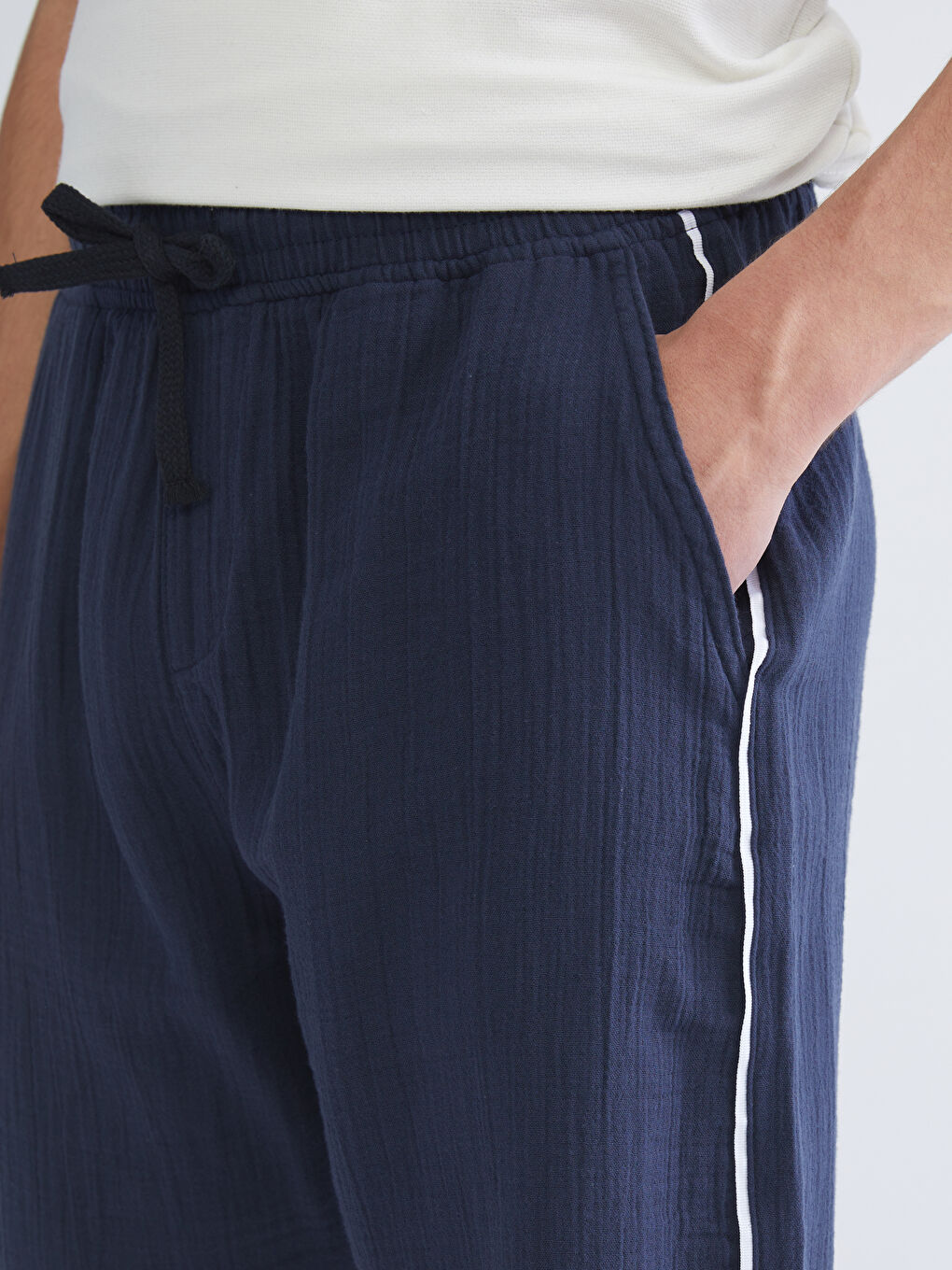 Lacivert Rahat Kalıp Keten Görünümlü Erkek Şort-2