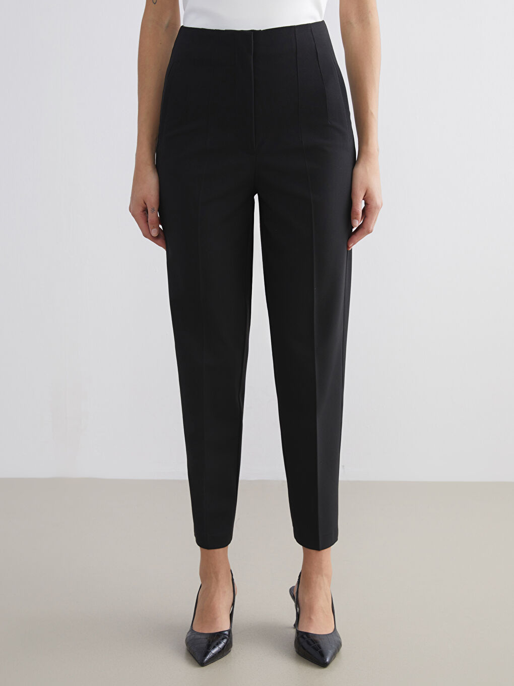 Siyah Yüksek Bel Cigarette Kadın Pileli Pantolon-1