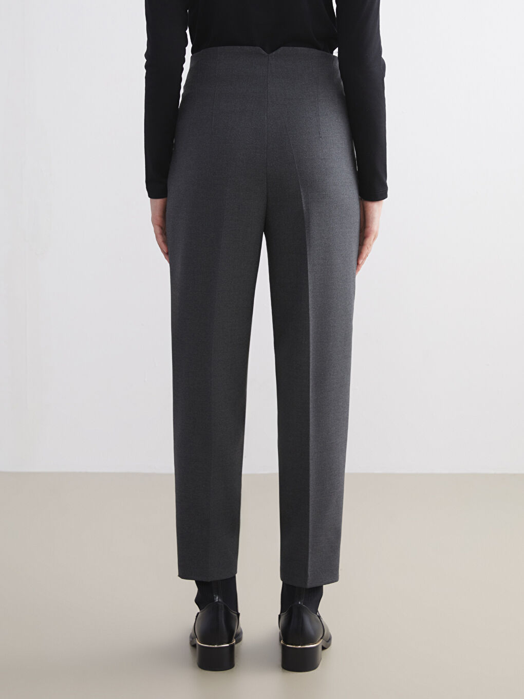 Gri Yüksek Bel Cigarette Kadın Pileli Pantolon-3