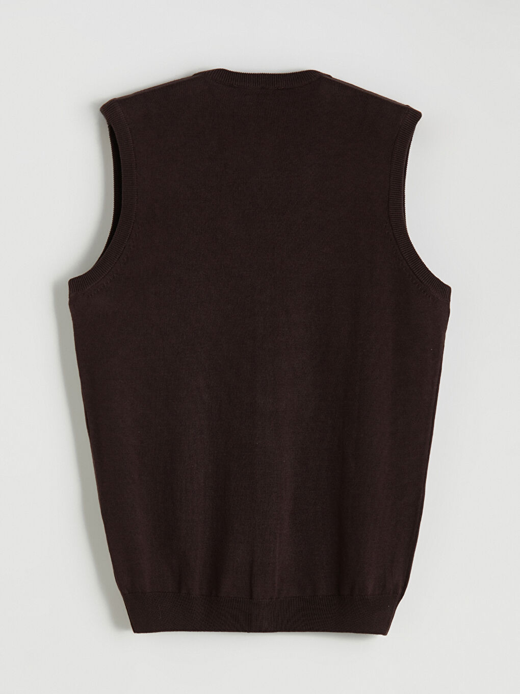 LCWAIKIKI Classic Regular Fit V Neck Men's Knitwear Waistcoat -W5L011Z8-R39