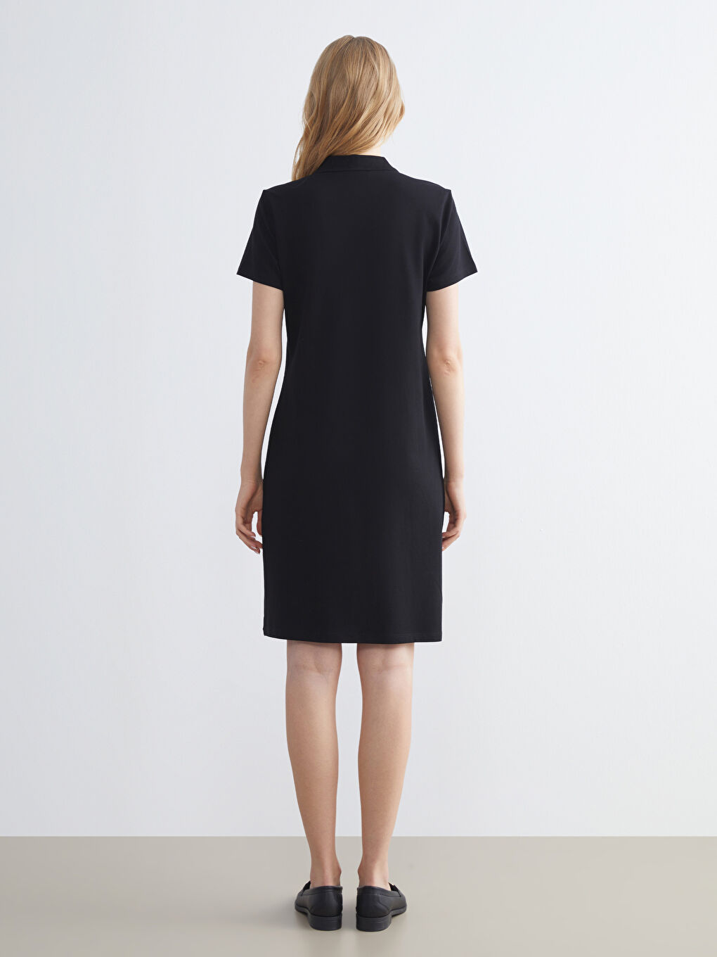Siyah Polo Yaka A Kesim Elbise-3