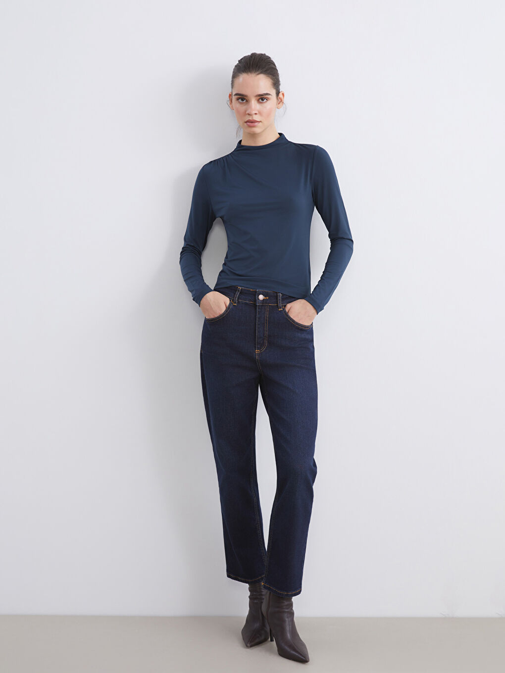 İndigo Slim Fit Kadın Jean Pantolon