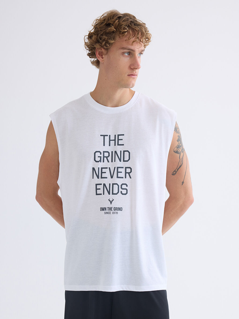 Beyaz Bisiklet Yaka Kolsuz Erkek Atlet