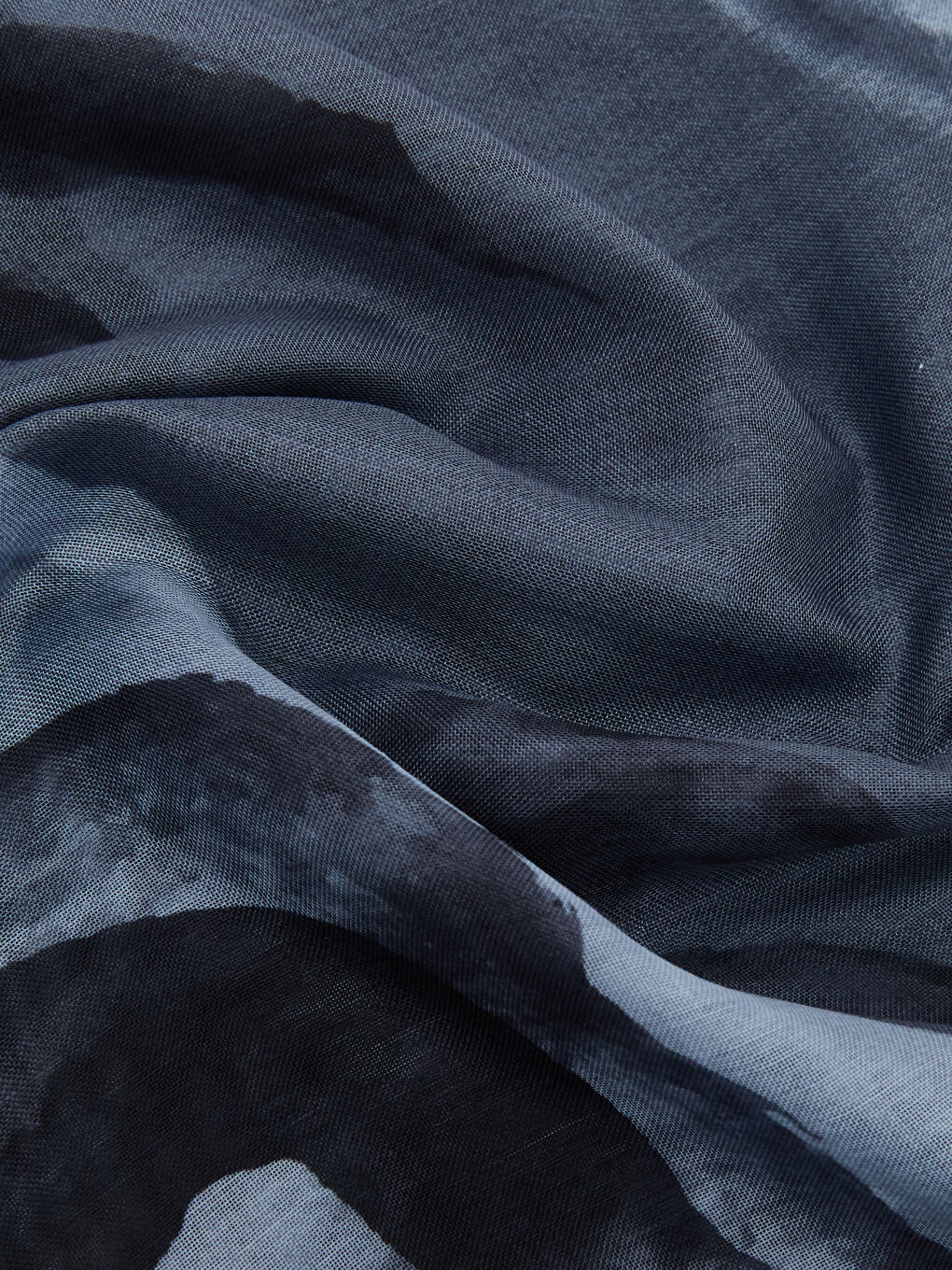 Gri Çiçek Desenli Kadın Şal-2