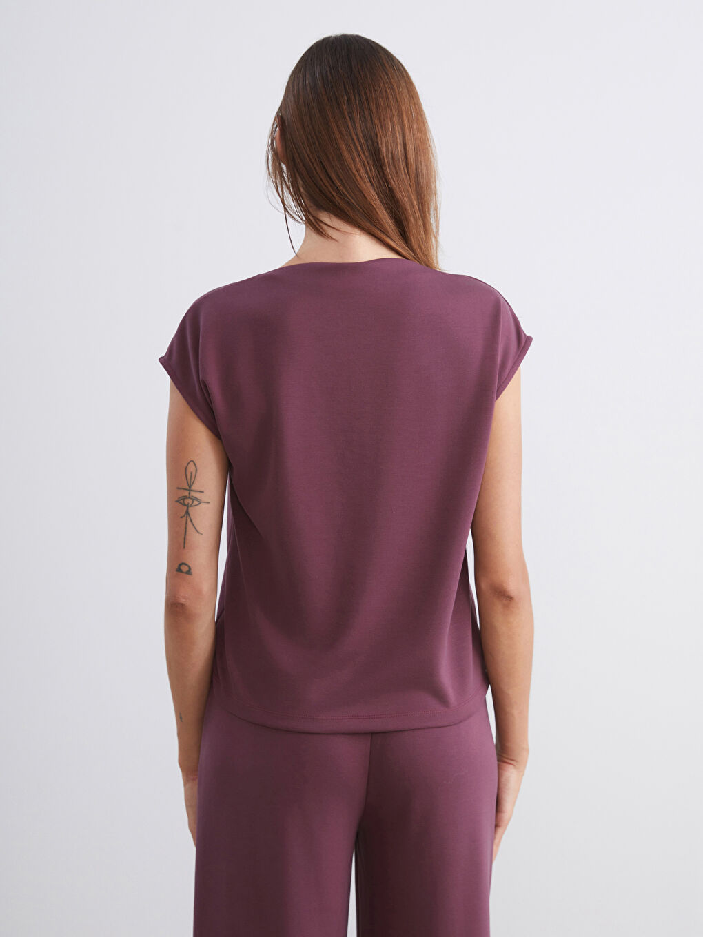 Bordo Dökümlü Yaka Bluz-3