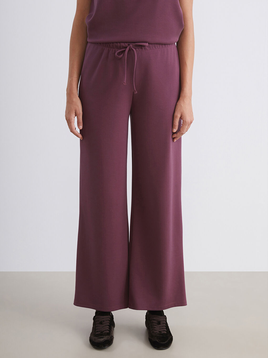 Bordo Beli Lastikli Geniş Paça Kadın Eşofman Altı-1