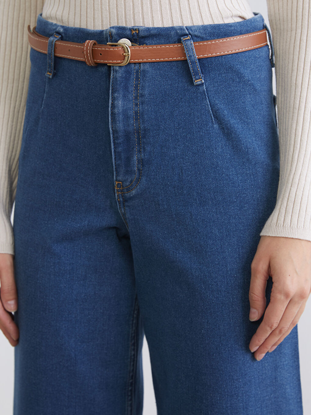 High Waisted Belted Wideleg Women's Jeans-2