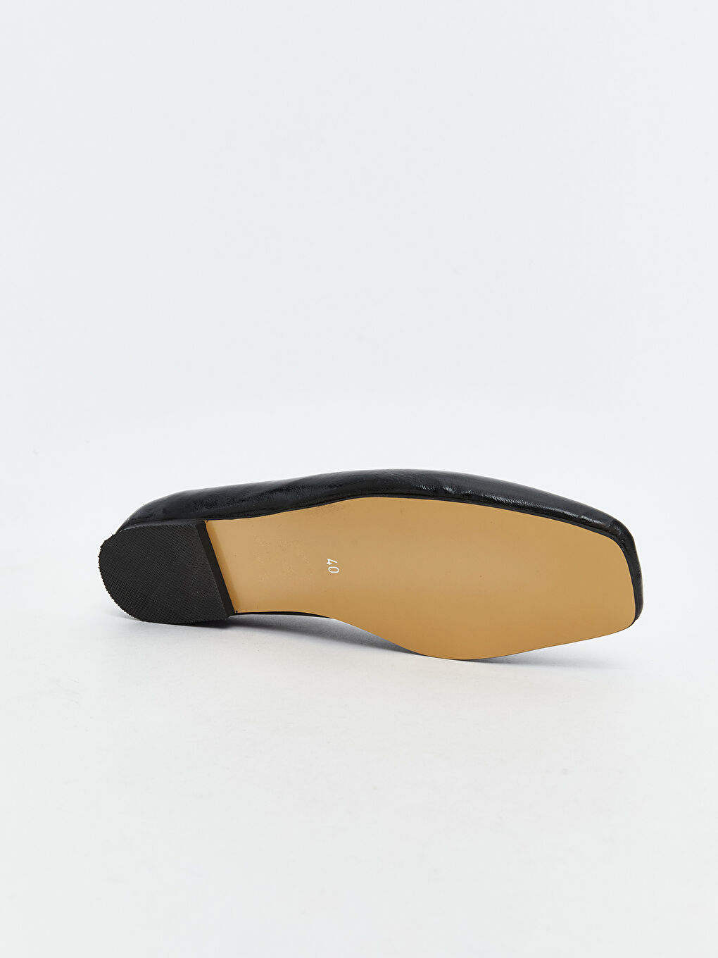 Siyah Deri Görünümlü Kadın Babet-4