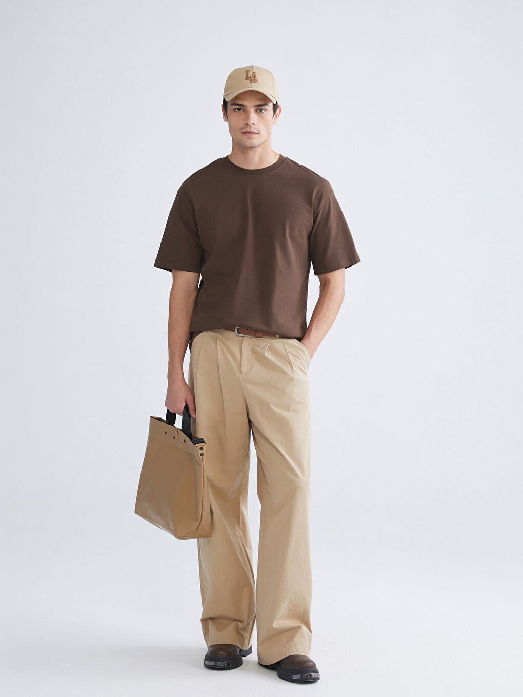 Kahverengi Bisiklet Yaka Penye Erkek Tişört-1