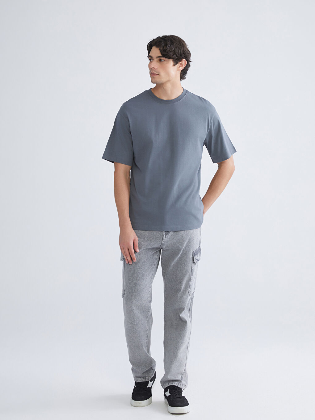 Gri Bisiklet Yaka Penye Erkek Tişört-1