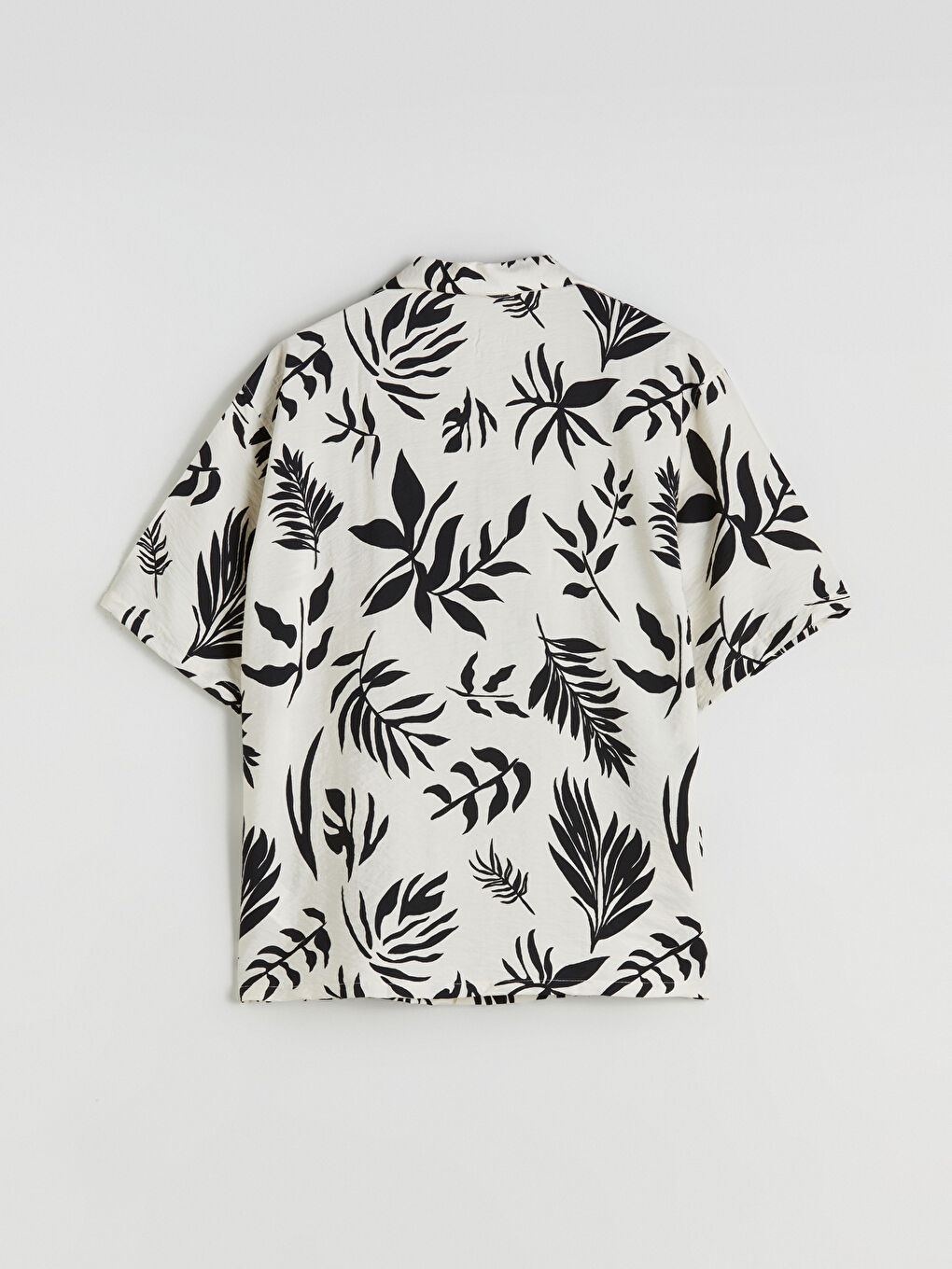 Bej Rahat Kalıp Resort Yaka Kısa Kollu Desenli Erkek Gömlek-5