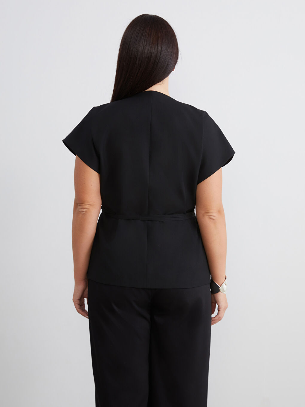 Siyah Büyük Beden Kruvaze Yaka Kuşaklı Bluz-3