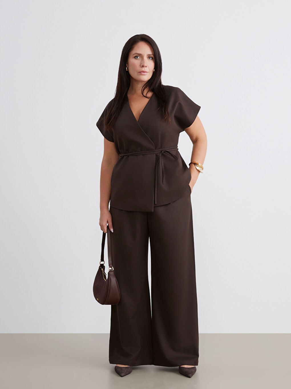 Kahverengi Büyük Beden Loose Fit Kadın Pileli Pantolon