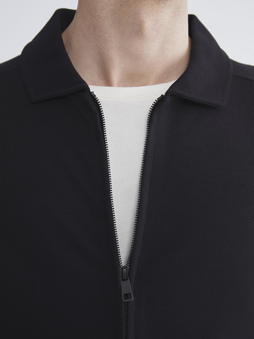 Siyah Standart Kalıp Polo Yaka Erkek Fermuarlı Sweatshirt-2