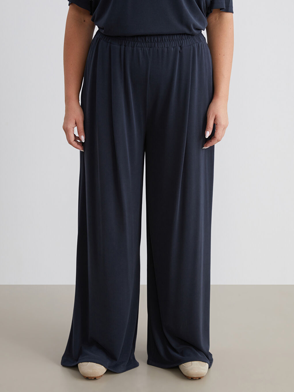 Siyah Modal Karışımlı Kadın Eşofman Altı-1