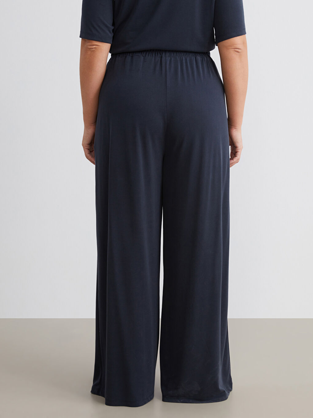 Siyah Modal Karışımlı Kadın Eşofman Altı-3