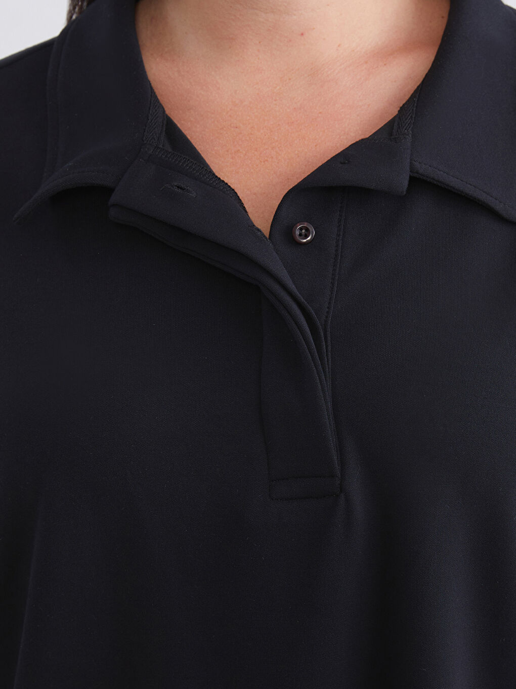 Siyah Büyük Beden Polo Yaka Kadın Tişört-2