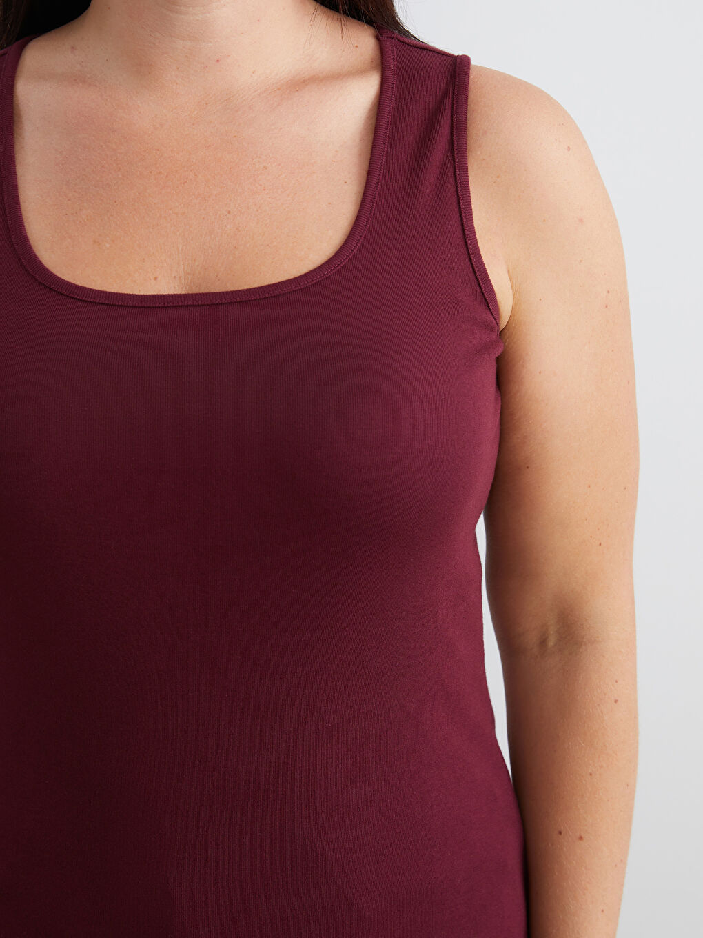 Bordo Büyük Beden U Yaka Kadın Atlet-2