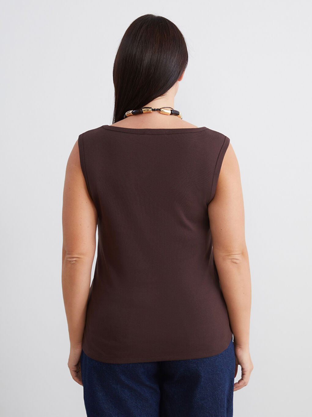 Kahverengi Büyük Beden V Yaka Kadın Atlet-3