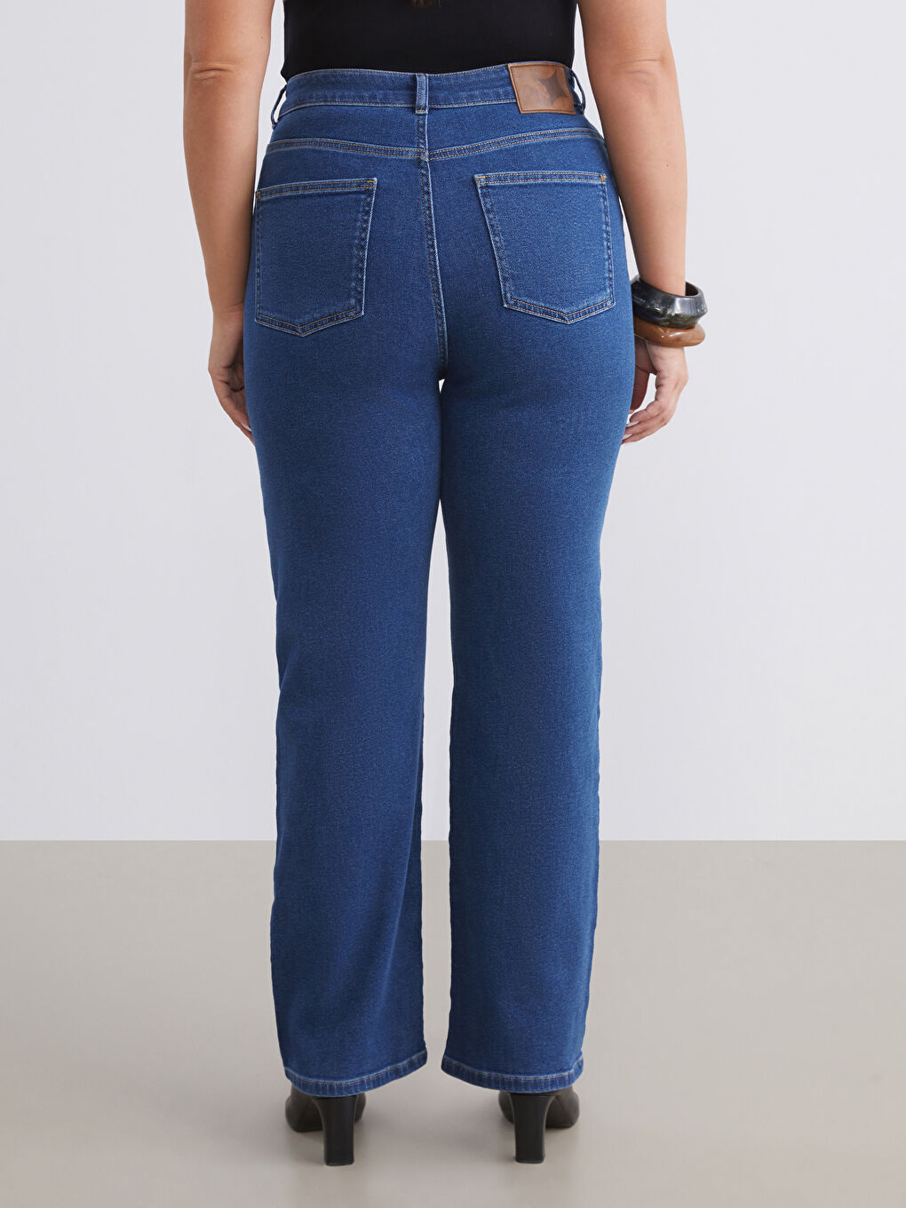 Lacivert Büyük Beden Straight Fit Kadın Jean Pantolon-4