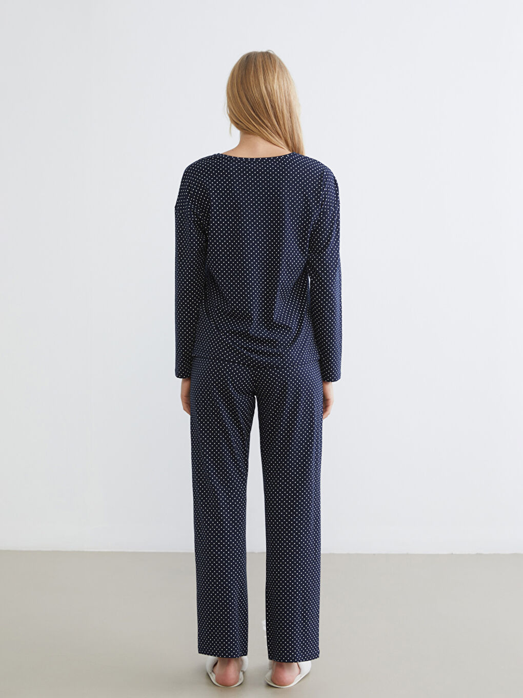 Crew Neck Polka Dot Long Sleeve Women's Pyjamas Set-3