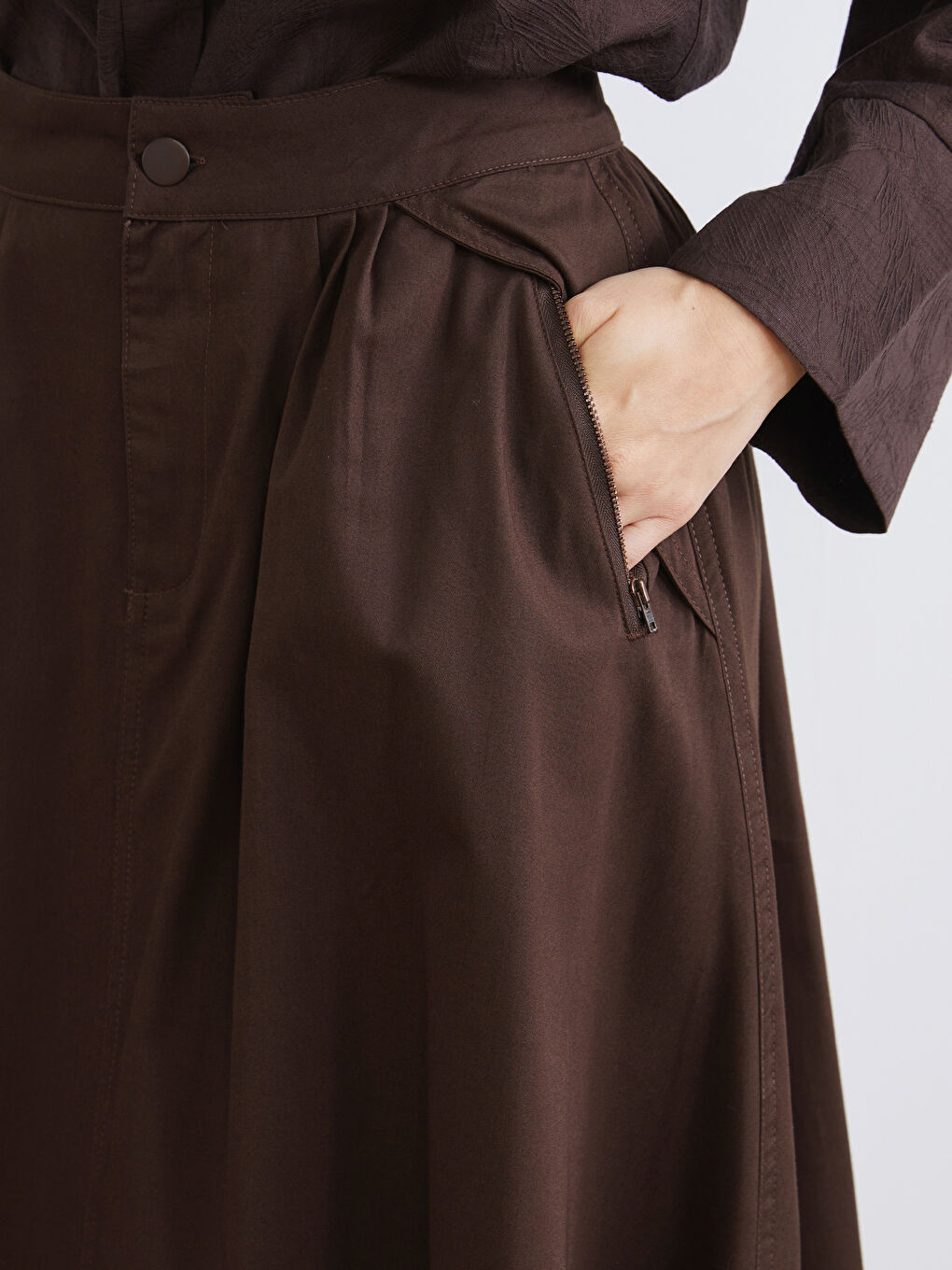 Kahverengi Loose Fit Pileli Kloş Etek-4