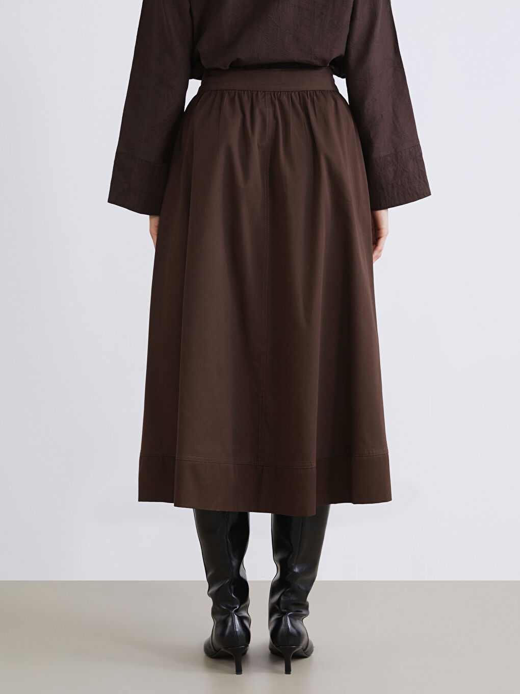 Kahverengi Loose Fit Pileli Kloş Etek-6