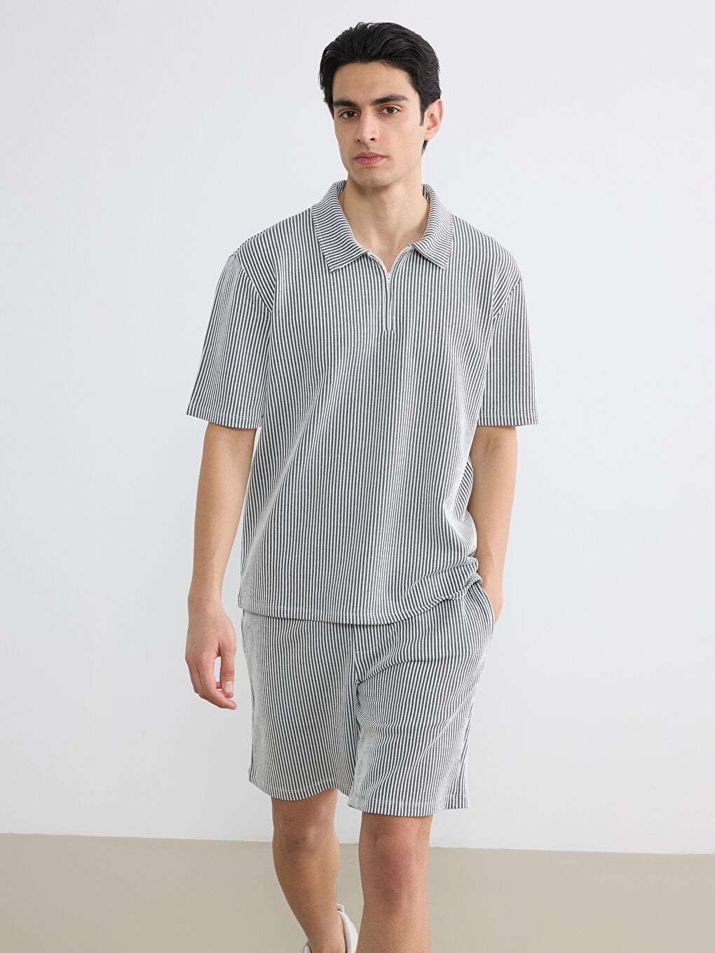 Siyah Polo Yaka Çizgili Penye Erkek Tişört