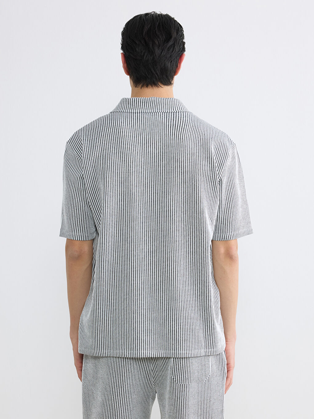 Siyah Polo Yaka Çizgili Penye Erkek Tişört-3